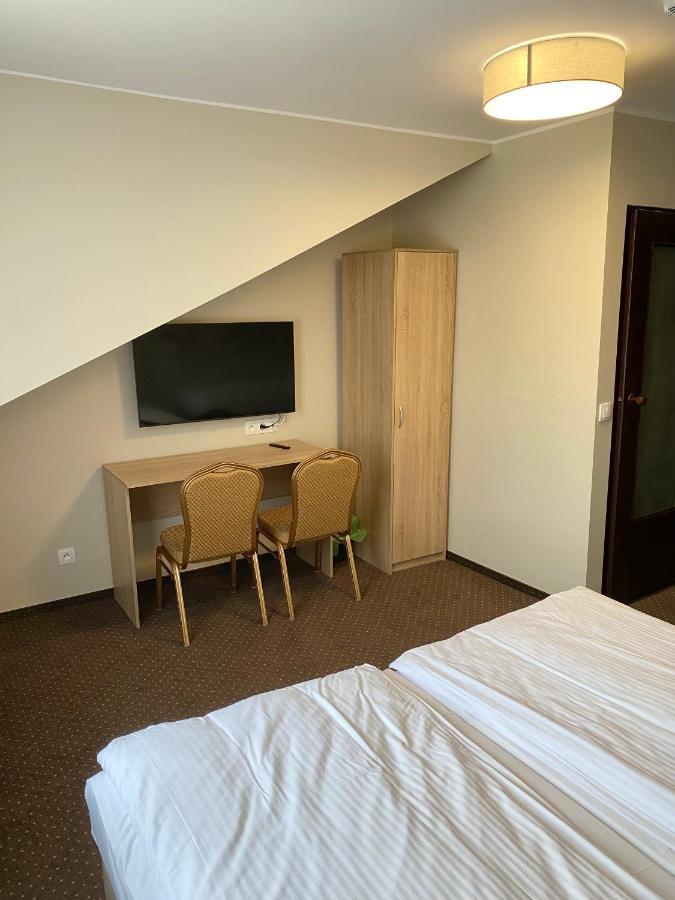 Gracja Bed & Breakfast Warsawa Bagian luar foto