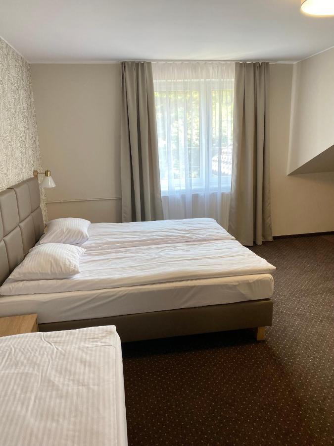 Gracja Bed & Breakfast Warsawa Bagian luar foto